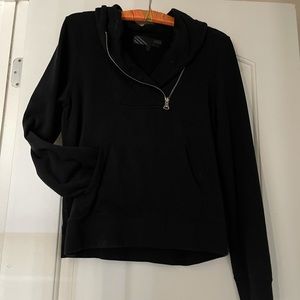 Black Vans pullover size large